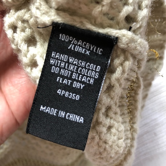 🛍️ 3/$20 Foreign Exchange Cream / Maroon Wavy Open Knit Sweater Size Small - Picture 7 of 7